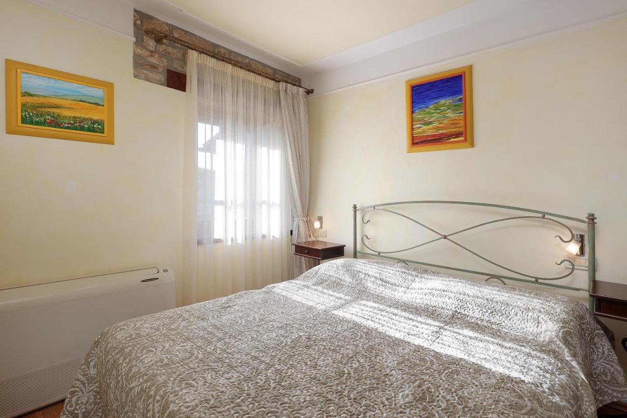 Casa Rustica Dva Baladura Apartments Kanfanar Exteriör bild